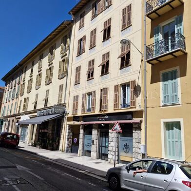 Appartement 2 pièces 940 €