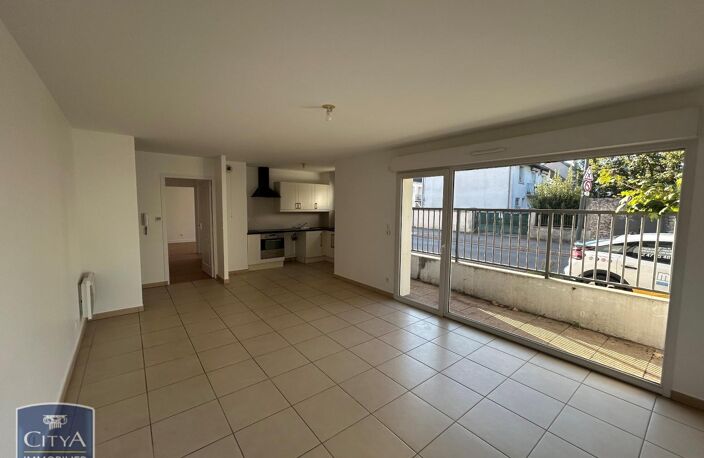 Location appartement 3 pièces 62 m² à Tours (37100) — photo 3