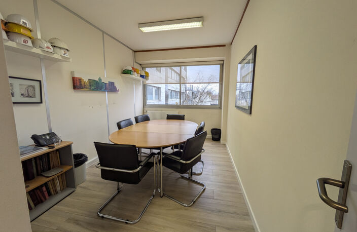 BUREAUX VENDU VIDE — photo 4