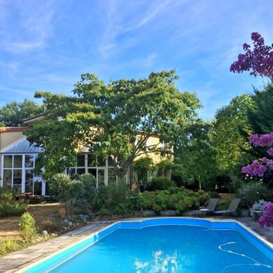 Maison 10 pièces 330000 €