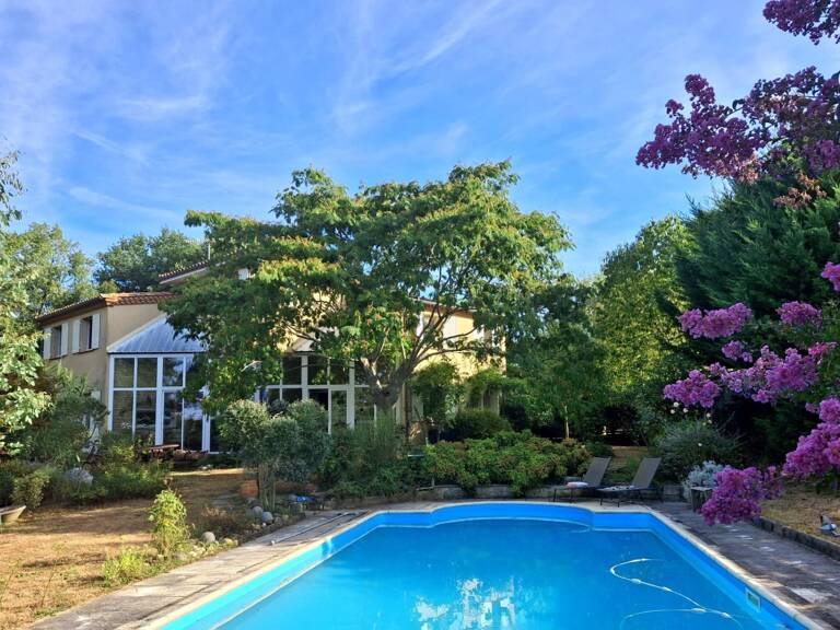 Maison d'architecte atypique avec piscine - Saint-Hilaire-de-la-Noaille — photo 1