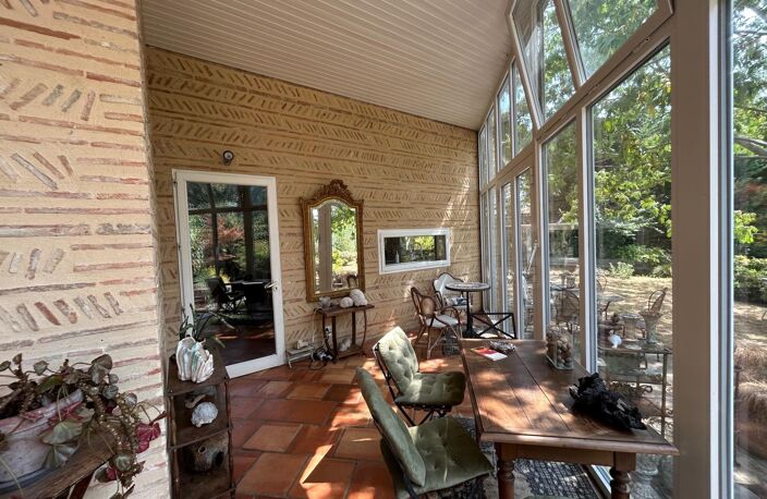 Maison d'architecte atypique avec piscine - Saint-Hilaire-de-la-Noaille — photo 3