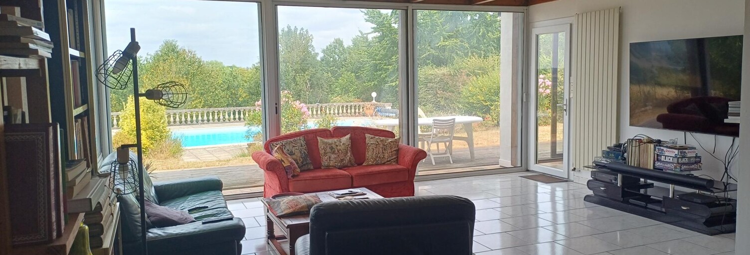 Maison 9 Pièces 207 m² à vendre à Chalais (16210)