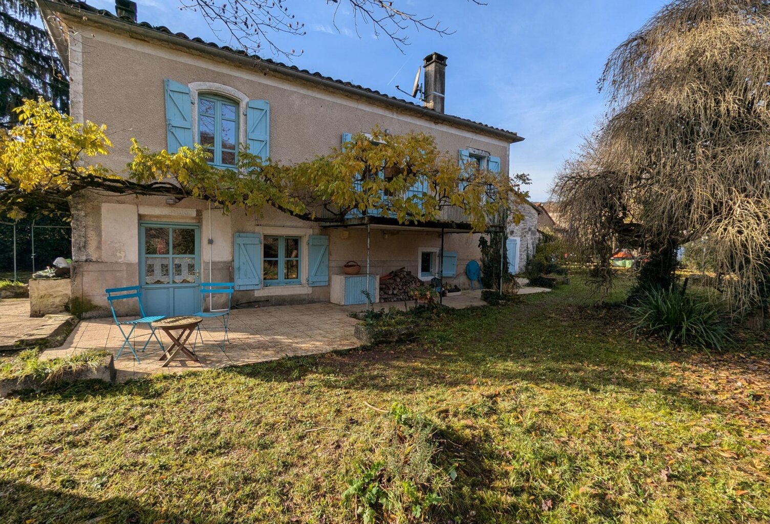 Charmante maison en pierre à Cazals avec son jardin. — photo 1