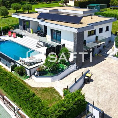 Maison 7 pièces 650000 €