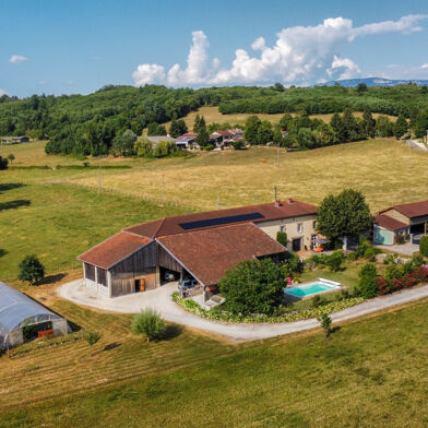 Maison 7 pièces 814000 €