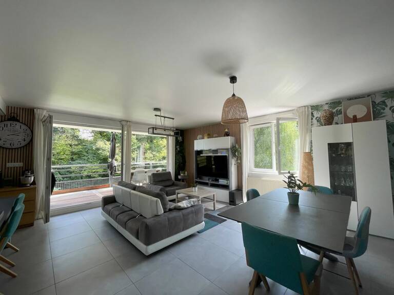 EXCLUSIVITÉ –A 10 mn du centre de Besançon très beau T5 de 96 m² avec terrasse et verdure ! — photo 1