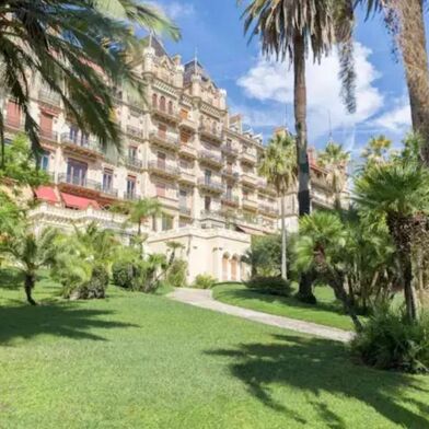 Appartement 3 pièces 3250 €