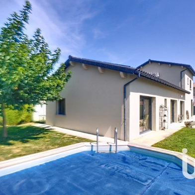 Maison 6 pièces 399100 €