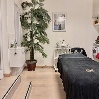 Commerce  106500 €