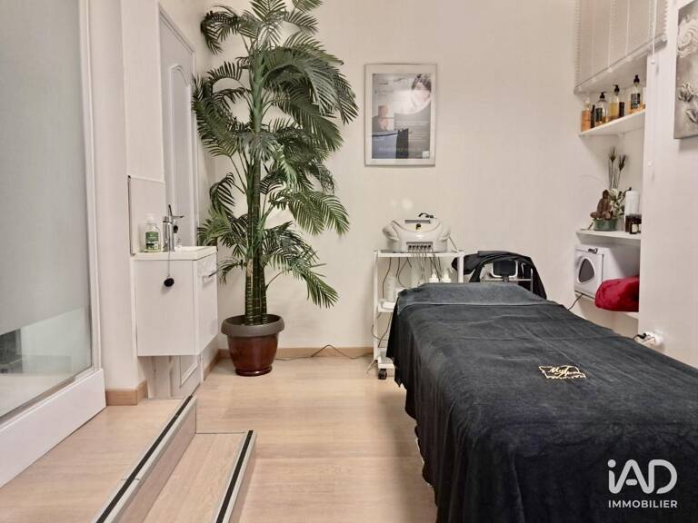 Vente Boutique/Local commercial 87 m&sup2; — photo 1
