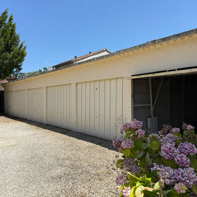 Garage  19000 €