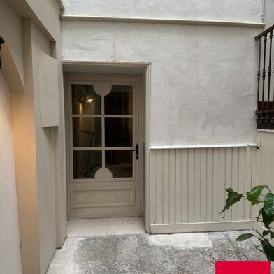 Commerce  296800 €