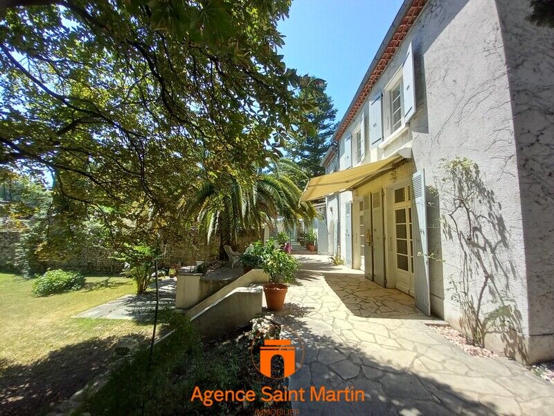 Villa / Maison  T10 à vendre Viviers 07220