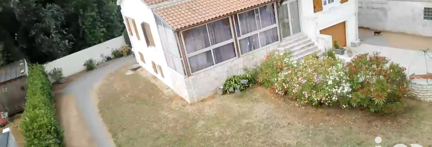 Maison 5 Pièces 130 m² à vendre à Saint-Michel-en-l'Herm (85580)