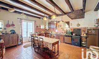 Maison 8 Pièces 229 m² à vendre à Terrasson-Lavilledieu (24120)