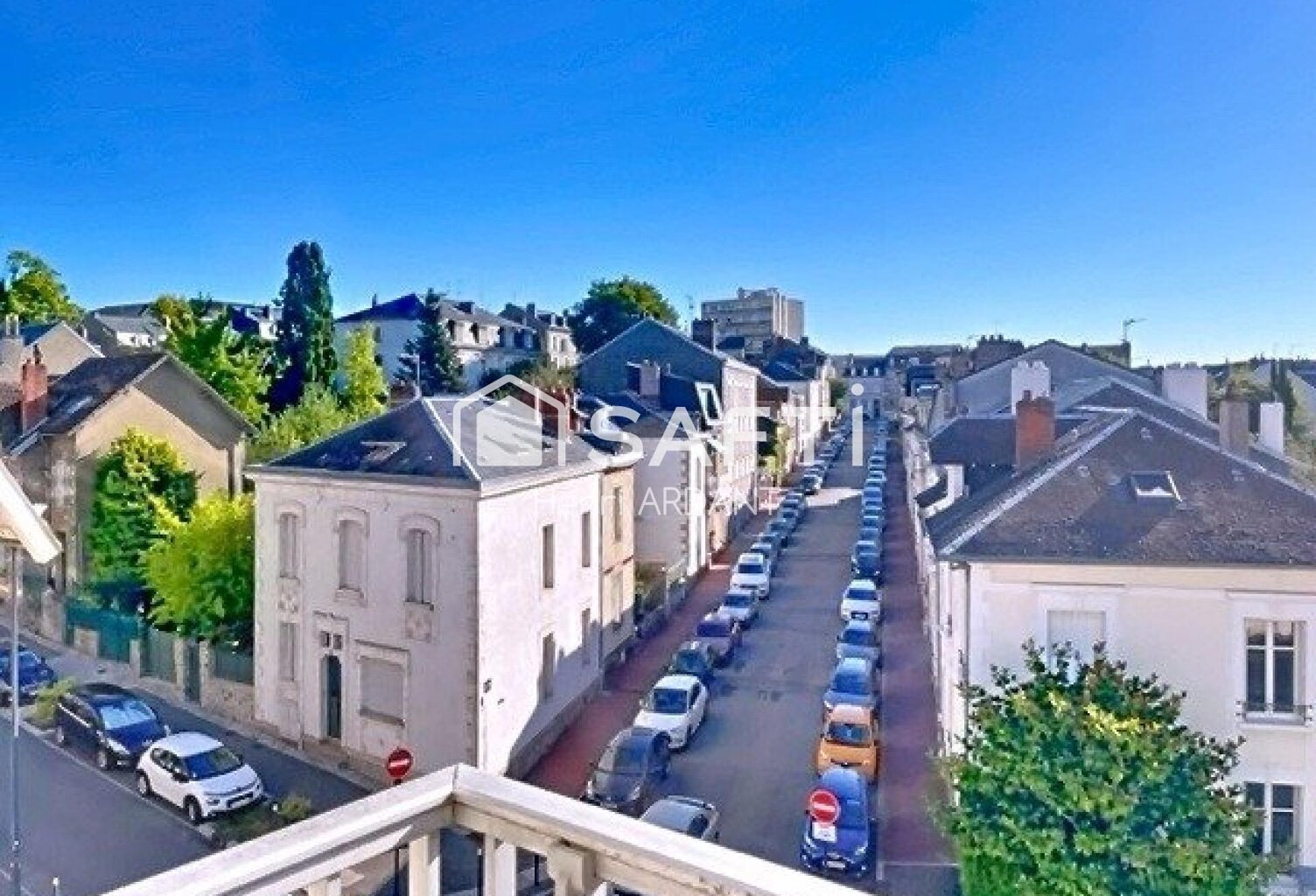 Square des Emailleurs avec GARAGE ! Pour mon nid ou pour mes bureaux ? — photo 1