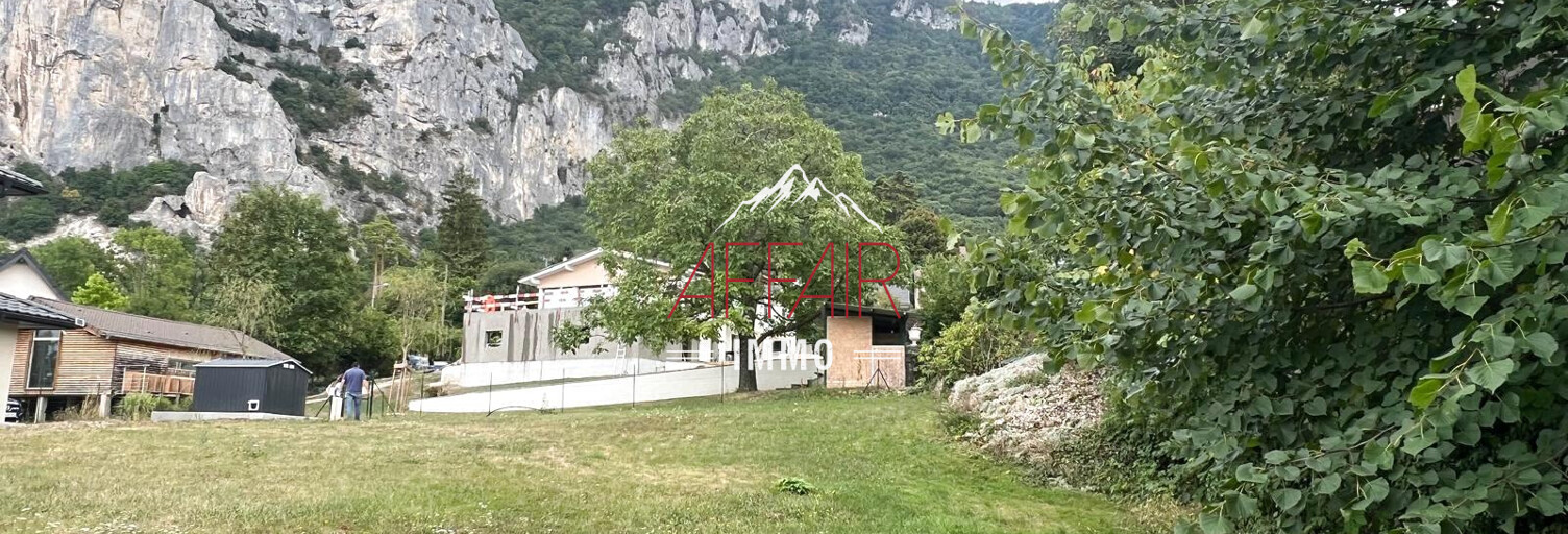 Terrain  680 m² à vendre à Collonges-sous-Salève (74160)