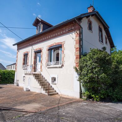 Maison 9 pièces 265000 €