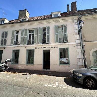 Commerce  215000 €