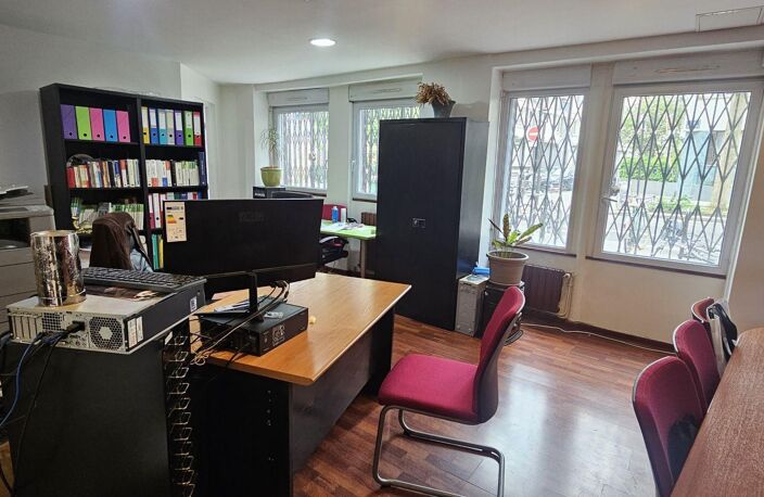 Vente Murs commerciaux 69 m&sup2; — photo 2
