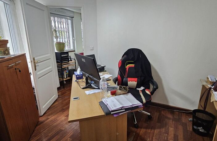 Vente Murs commerciaux 69 m&sup2; — photo 4