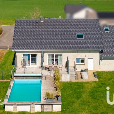 Maison 6 pièces 399000 €