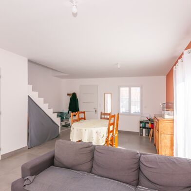Maison 5 pièces 299600 €