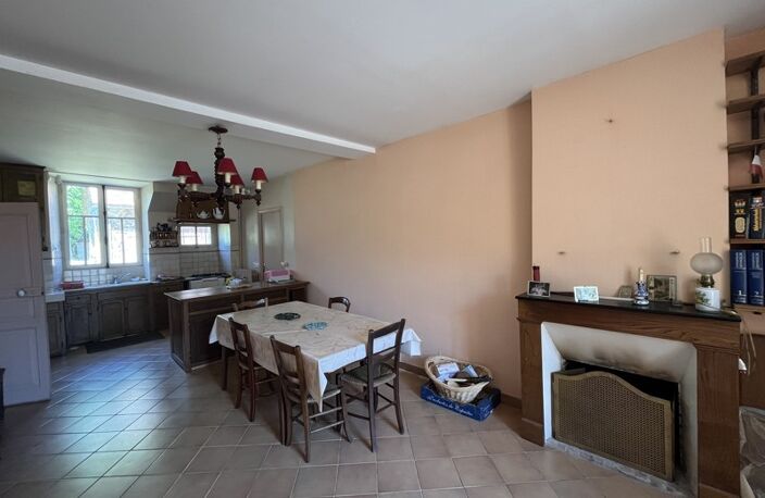 Maison de bourg de 6 pièces principales — photo 2