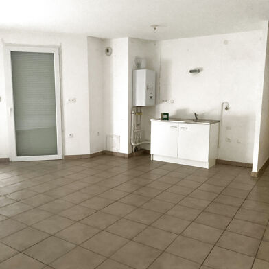 Appartement 3 pièces 795 €