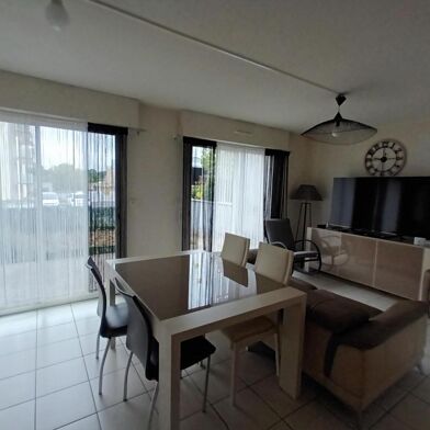 Appartement 3 pièces 687 €