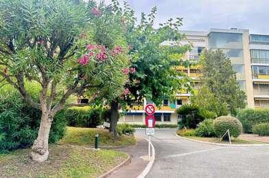 Appartement 2 pièces 319000 €