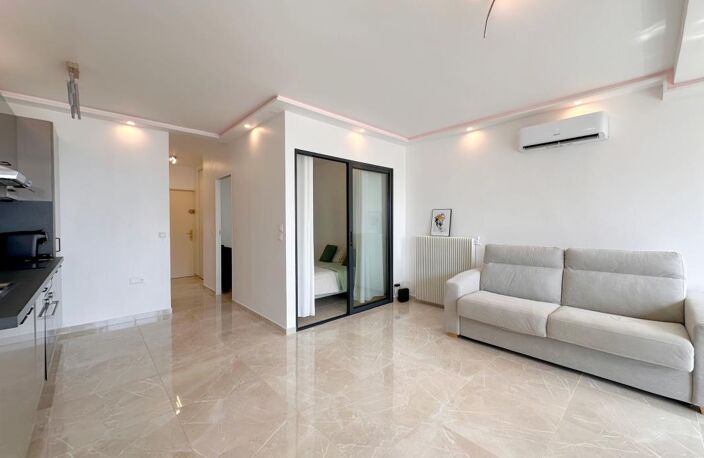 Cannes plage du Midi — 2 pièces 41 m², vue mer — photo 2