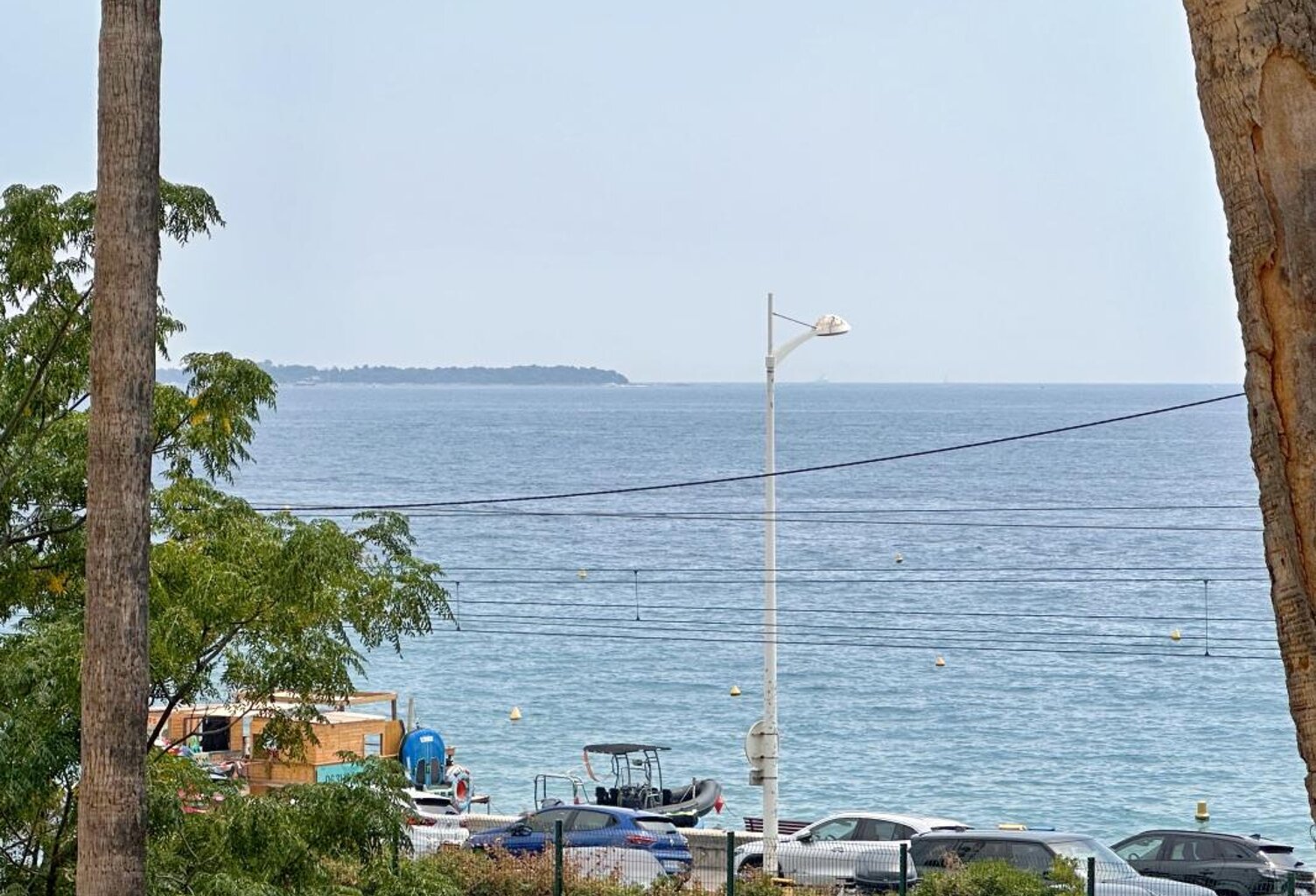Cannes plage du Midi — 2 pièces 41 m², vue mer — photo 1
