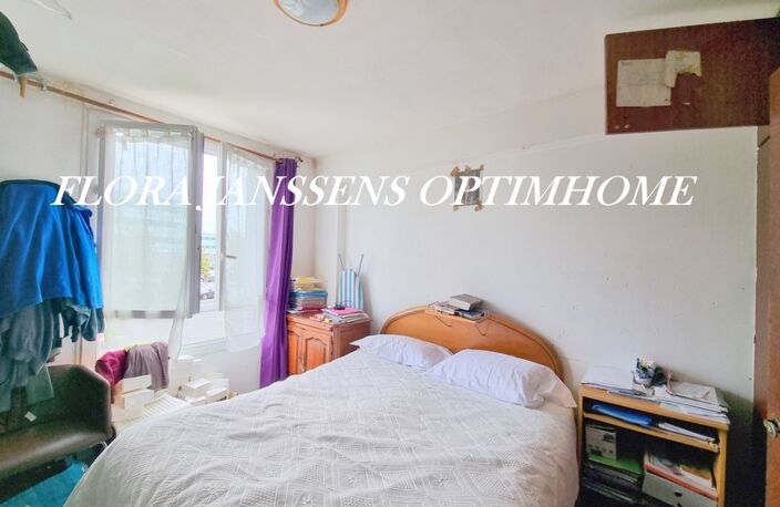 APPARTEMENT DANS RESIDENCE FAMILIALE AVEC CAVE ET BALCON — photo 4