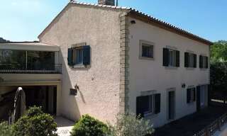 Maison 8 Pièces 232 m² à vendre à La Roque-d'Anthéron (13640)