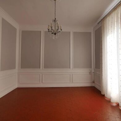 Appartement 3 pièces 875 €
