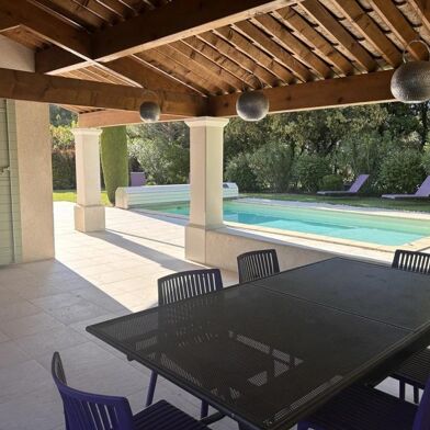 Maison 5 pièces 899300 €