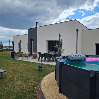 Maison 4 pièces 370000 €