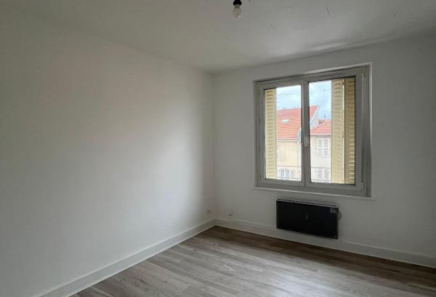 Appartement À Louer — photo 1