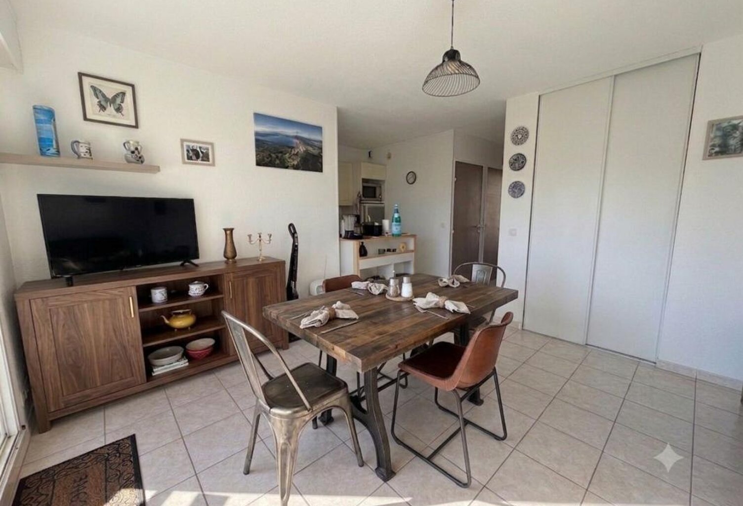 Appartement À Vendre — photo 1