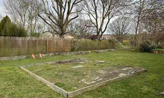 Terrain  711 m² à vendre à La Salvetat-Saint-Gilles (31880)