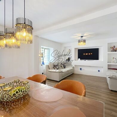 Immeuble  299000 €