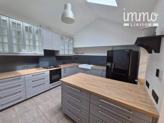 Magnifique maison en pierre T4 de 142 m² avec des dépendances su — photo du bien