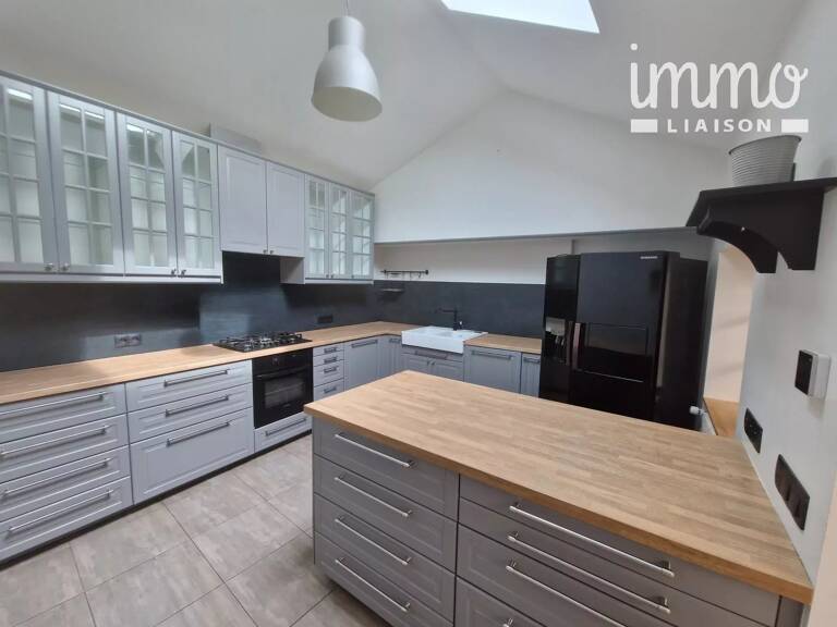 Magnifique maison en pierre T4 de 142 m² avec des dépendances su — photo 1