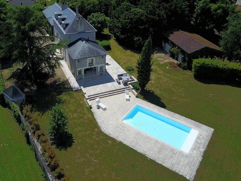 BELLE PROPRIÉTÉ AVEC PISCINE AVANTON — photo 1