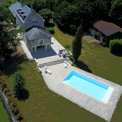 Maison 8 pièces 682000 €