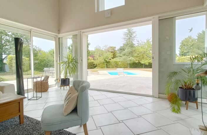 BELLE PROPRIÉTÉ AVEC PISCINE AVANTON — photo 4