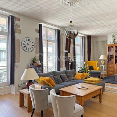 Appartement 6 pièces 455000 €