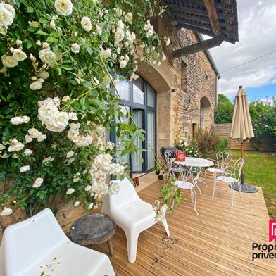 Maison 9 pièces 385000 €